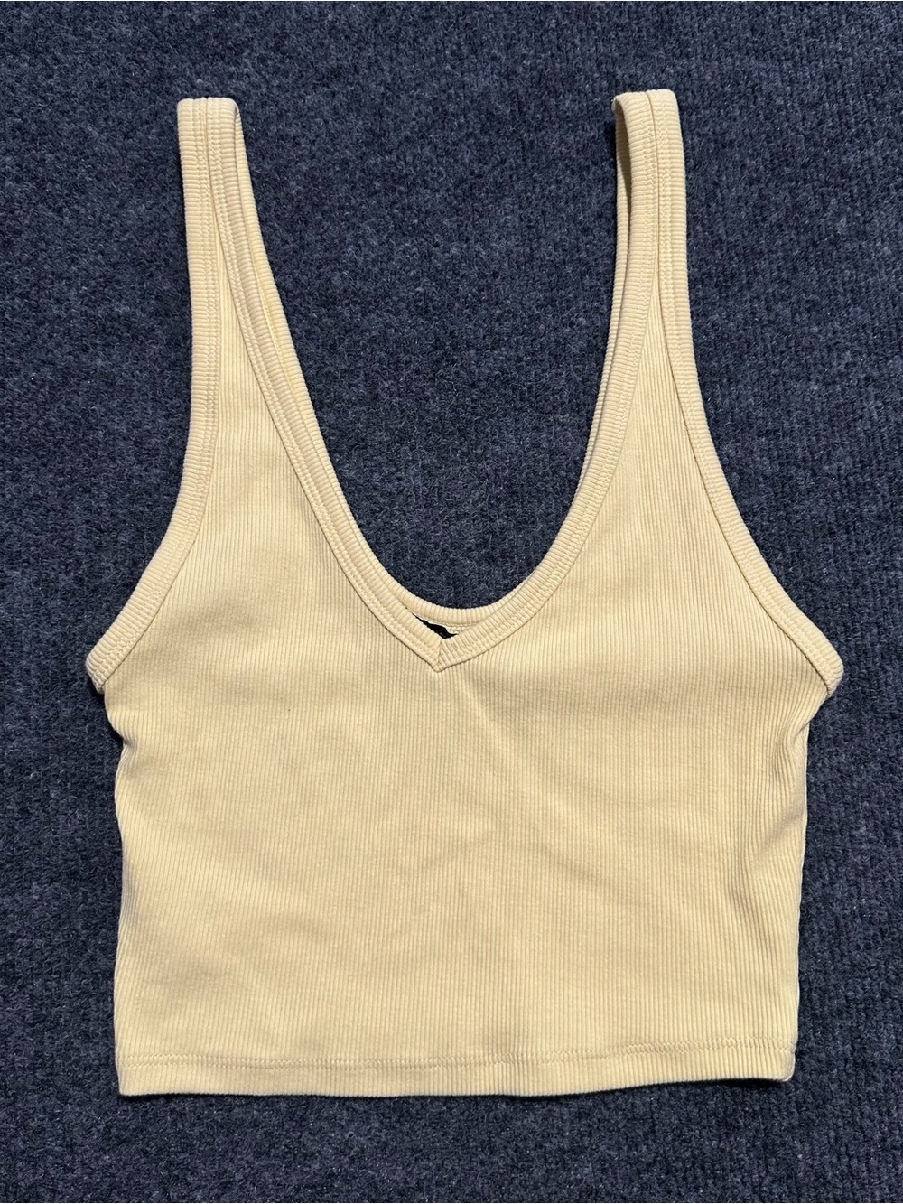 Zara Ribbed V-Neck Crop Tank - pastel yellow